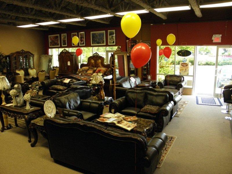 Furniture
                store displaying Showroom Balloons